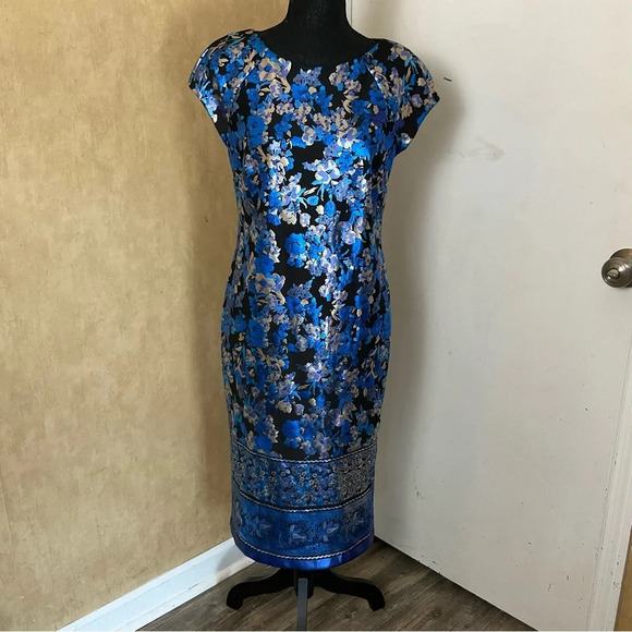 Beige by ECI Dress - Picture 8 of 11